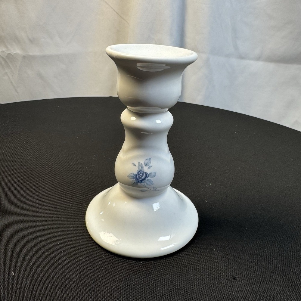 Pfaltzgraff White W/blue Floral Print Candle Holder 5" H